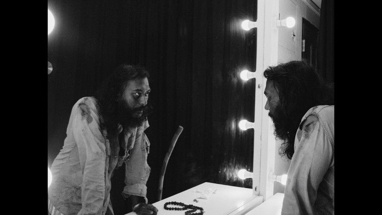 кадр из фильма তাদাত্ম্য অন্বেষণ