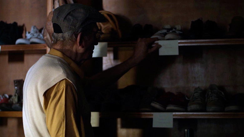 кадр из фильма Contos dos Sapatos Tortos