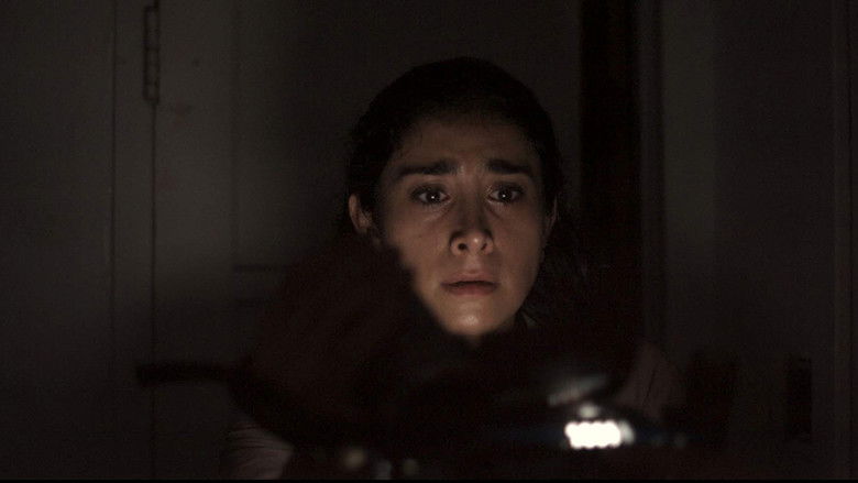 кадр из фильма Hide in the Light