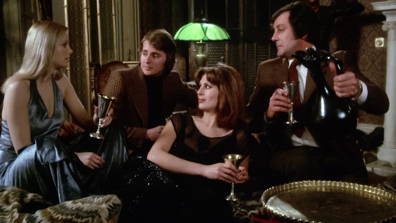 кадр из фильма Вампиры