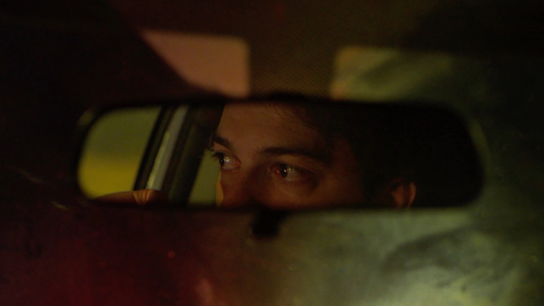 кадр из фильма To Run A Yellow Light