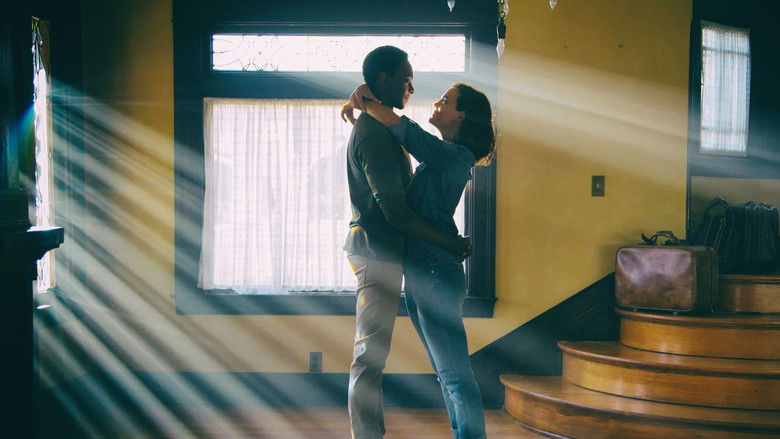 кадр из фильма The Watcher