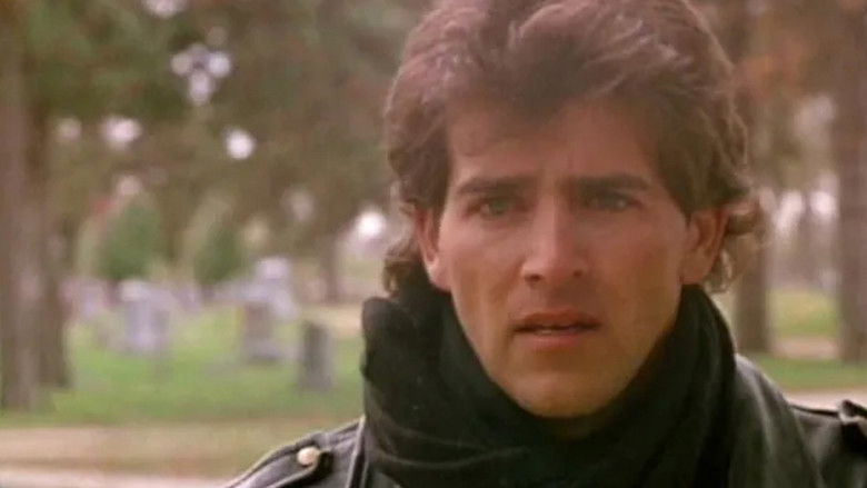 кадр из фильма Slipping Into Darkness