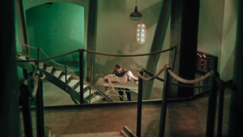 кадр из фильма Тайна музея восковых фигур