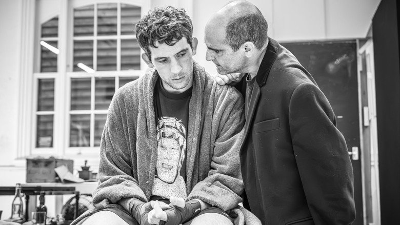 кадр из фильма National Theatre Live: Golden Boy