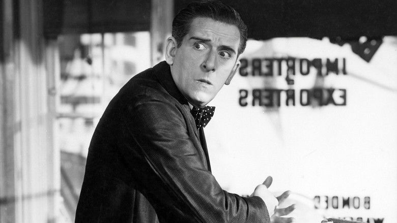 кадр из фильма $10 Raise