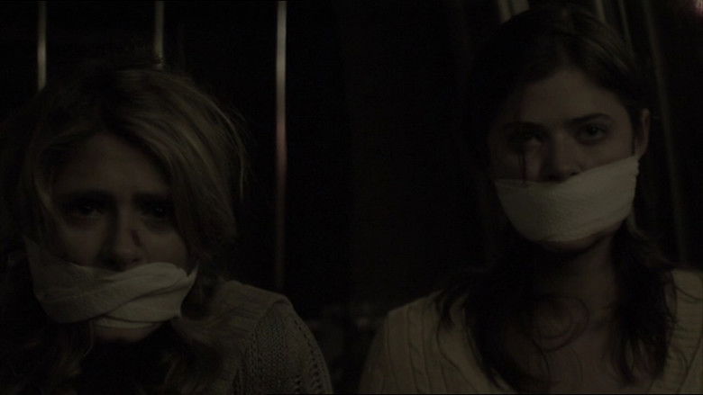 кадр из фильма Шатл