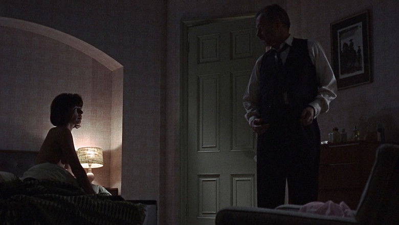 кадр из фильма Дело самоубийцы