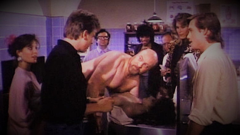 кадр из фильма Академия похоронных искусств