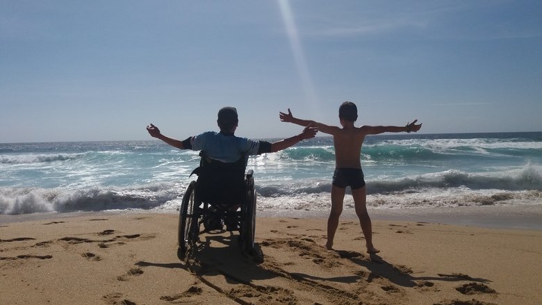 кадр из фильма Camino na kolečkách