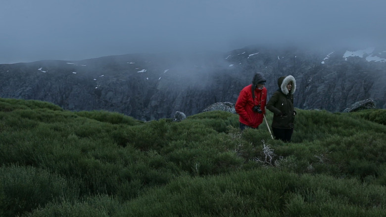 кадр из фильма Somos Dois Abismos