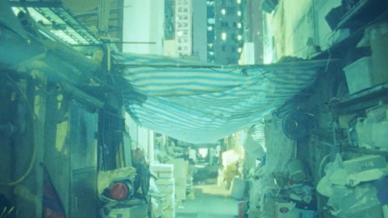 кадр из фильма Сигнал 8