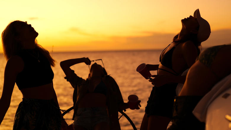 кадр из фильма After the Afterparty