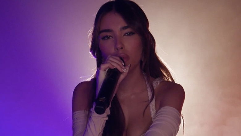 кадр из фильма Life Support in Concert