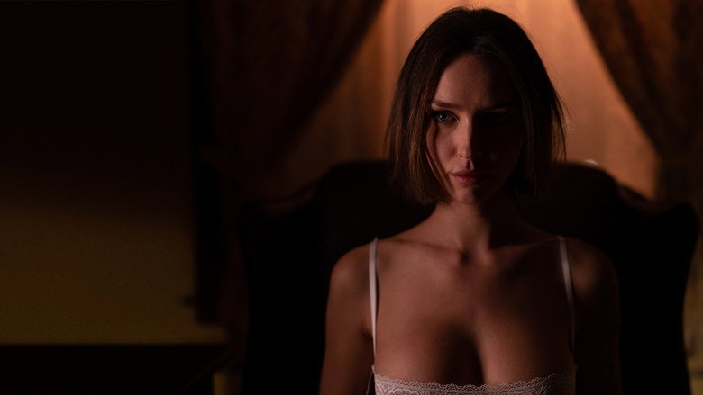 кадр из фильма Суккуб