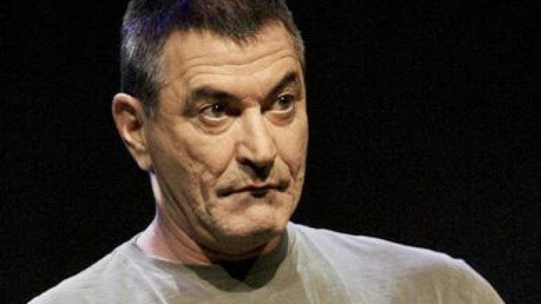 кадр из фильма Bigard au Stade de France