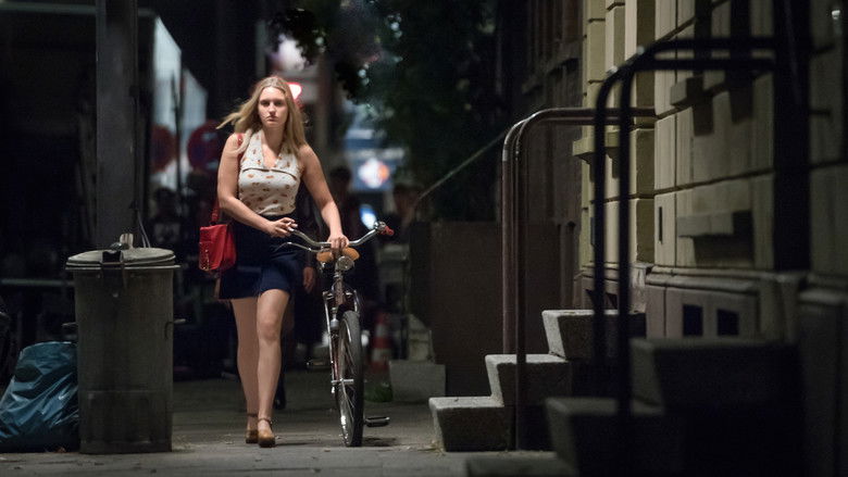 кадр из фильма Золотая перчатка