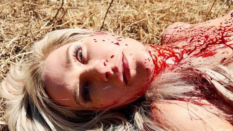 кадр из фильма Feral Female