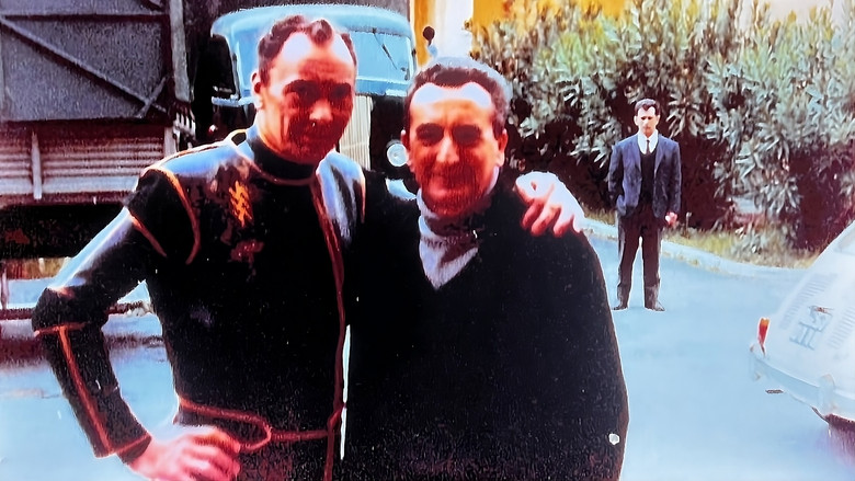 кадр из фильма Transmissions from a Haunted World