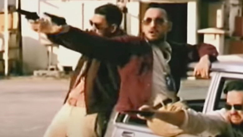 кадр из фильма Che Using