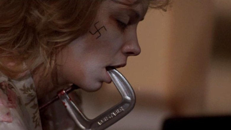 кадр из фильма Затаившийся