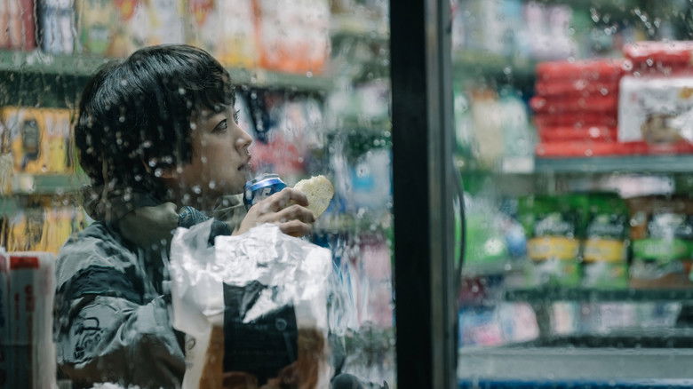 кадр из фильма 우상