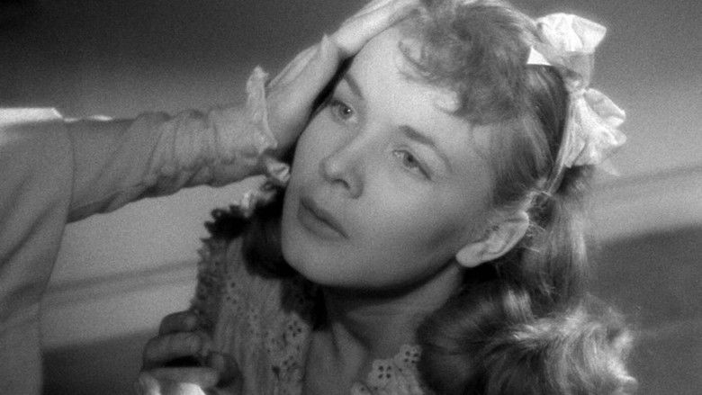 кадр из фильма Оливия