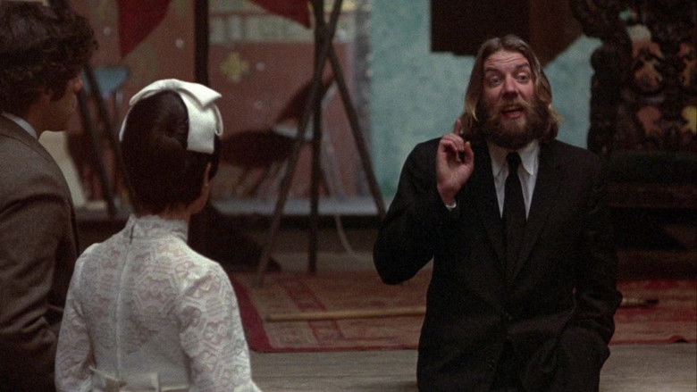 кадр из фильма Little Murders