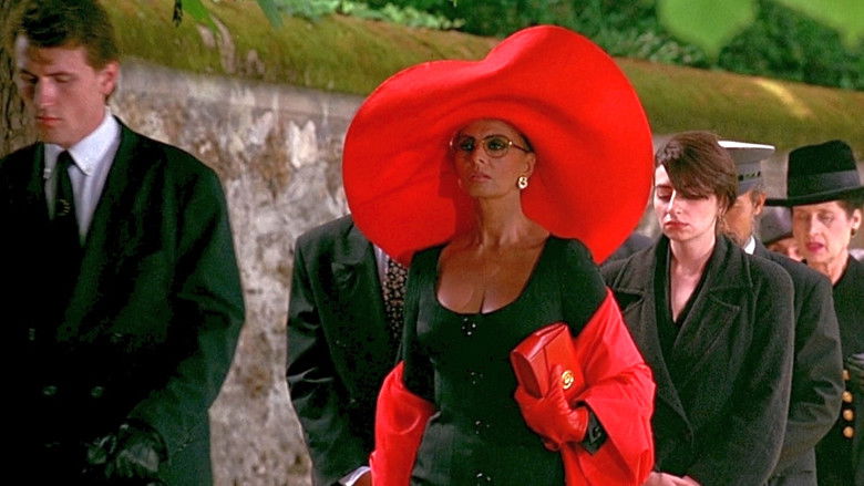 кадр из фильма Высокая мода