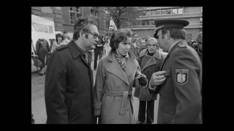 кадр из фильма Klarsfeld