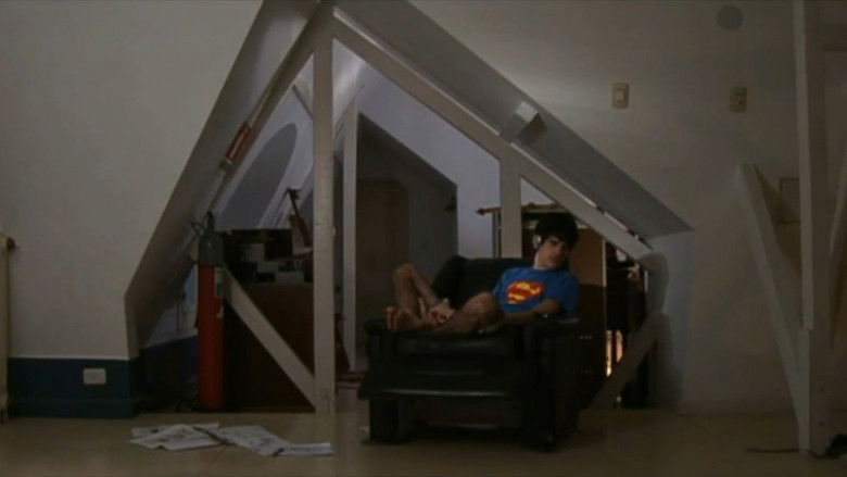 кадр из фильма Todo es Eventual