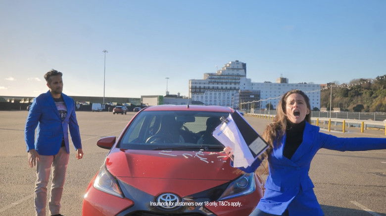 кадр из фильма Blue Rooster