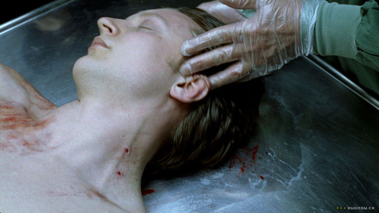 кадр из фильма 30 Дней До Рассвета