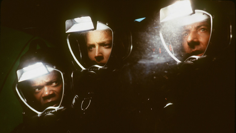 кадр из фильма Сфера