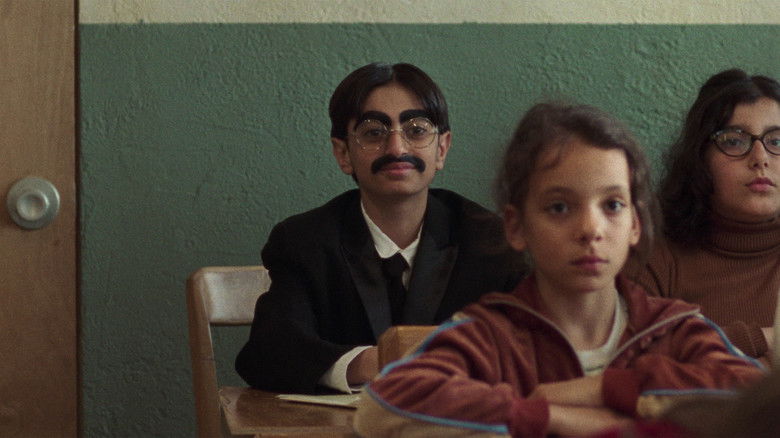 кадр из фильма Универсальный язык