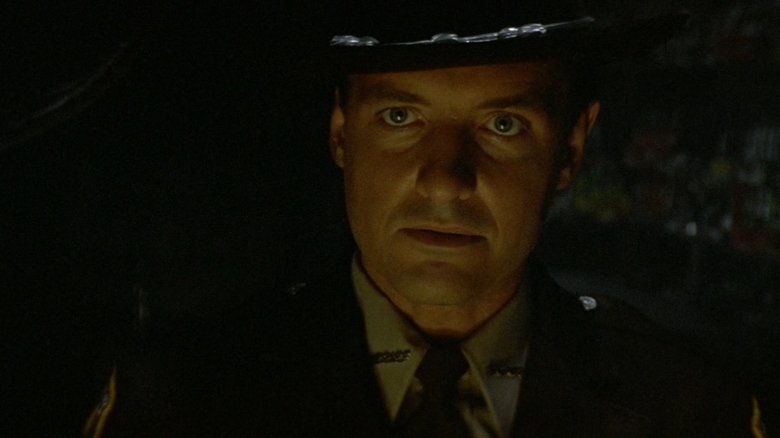 кадр из фильма Серебряная пуля