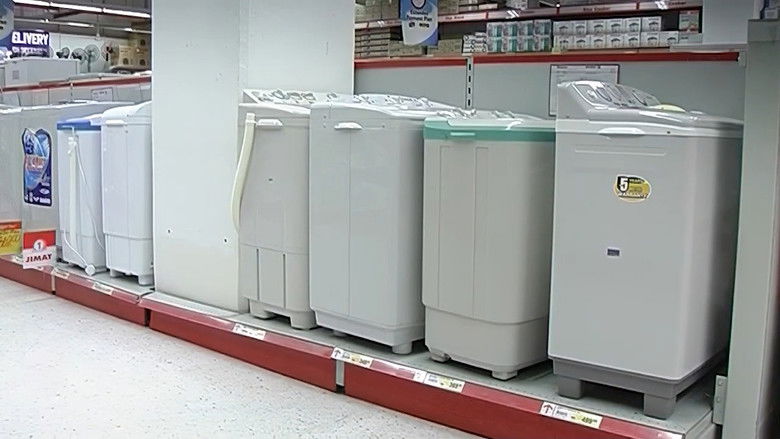 кадр из фильма 美丽的洗衣机