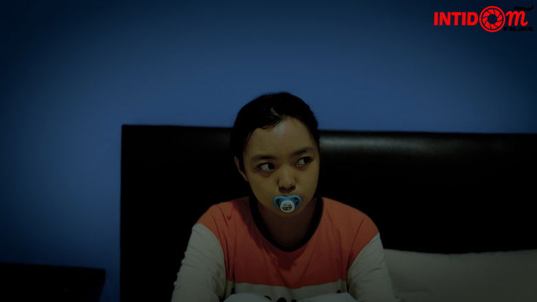 кадр из фильма Memiliki Viola 7