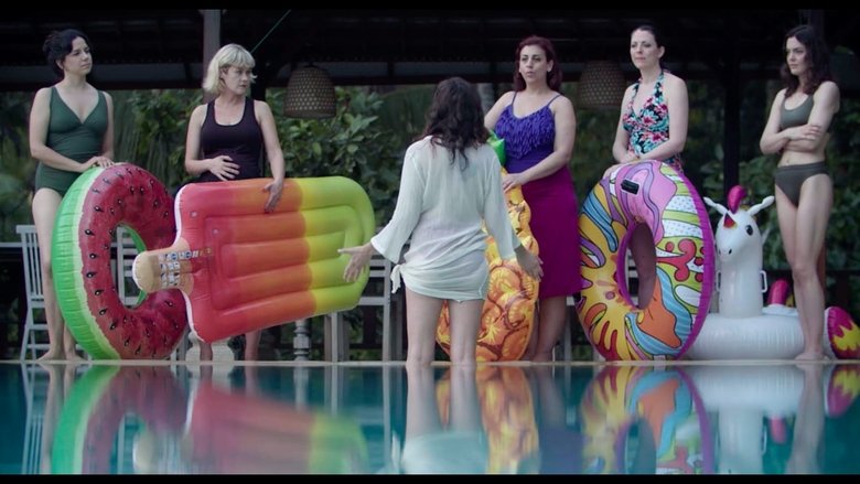 кадр из фильма Unpacking