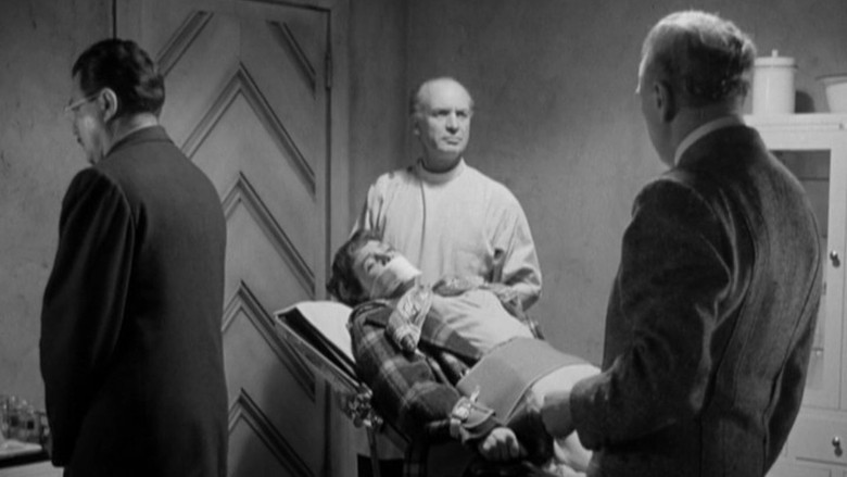 кадр из фильма The Whip Hand