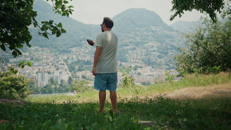 кадр из фильма Radio Gwen