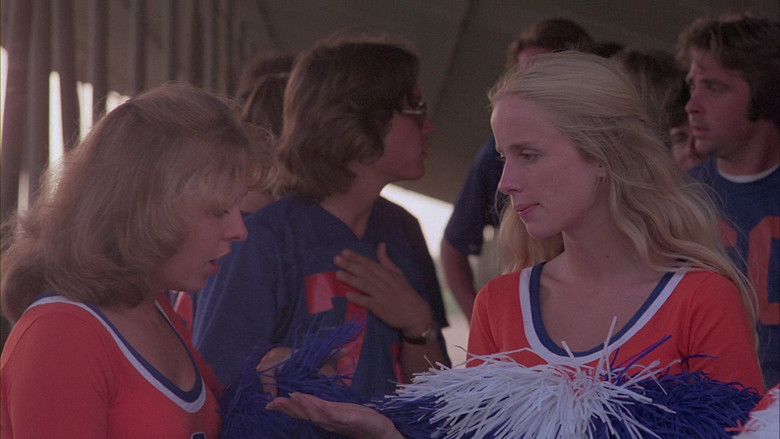 кадр из фильма Девочки с помпонами