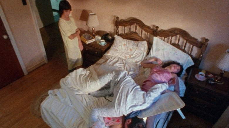 кадр из фильма Psycho Girls