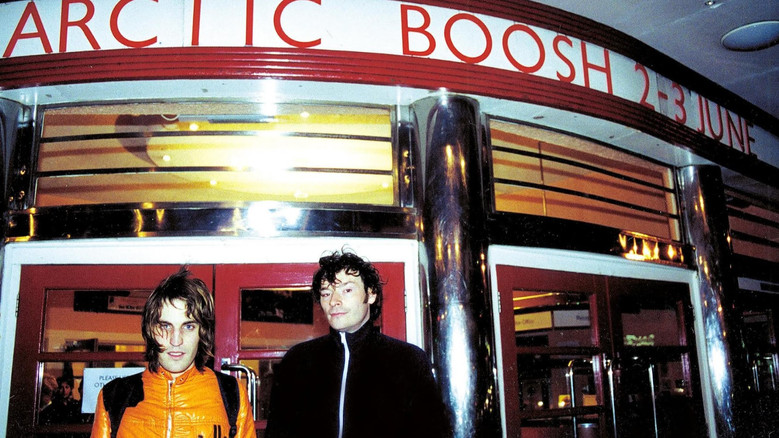 кадр из фильма The Mighty Boosh: A Journey Through Time and Space