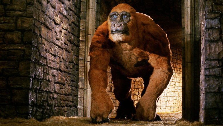 кадр из фильма Первобытные