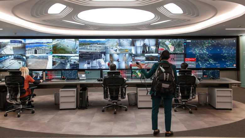 кадр из фильма The Sandbox