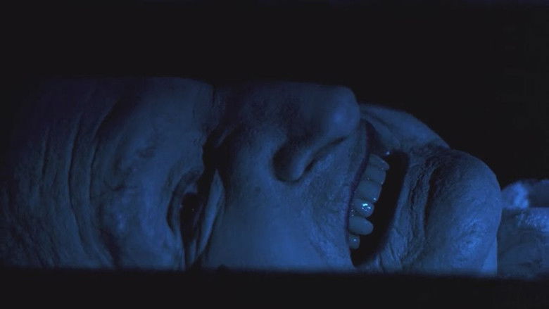 кадр из фильма My Grandpa Is a Vampire