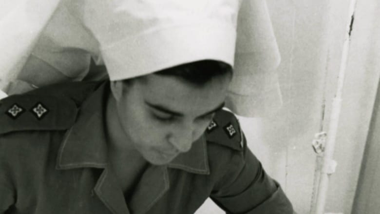 кадр из фильма Vietnam Nurses