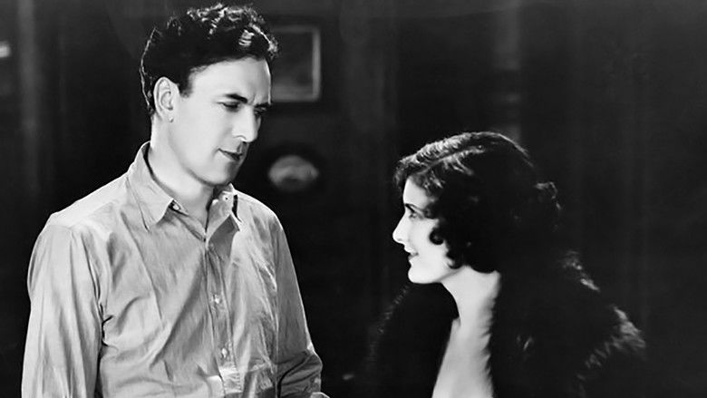 кадр из фильма The Mating Call