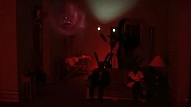 кадр из фильма Кролики